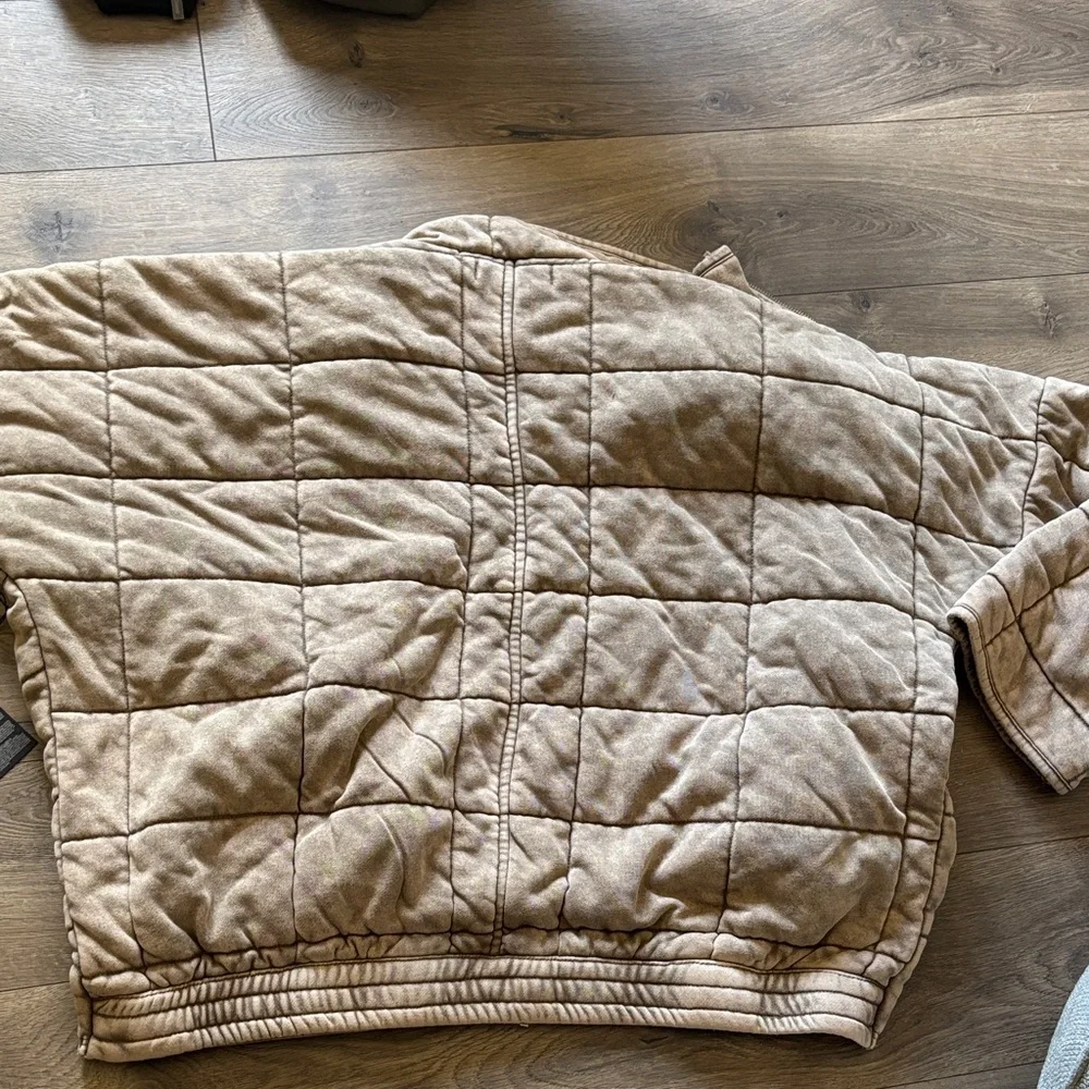 Tan Quilted Zip-Up Jacket Forever 21 Large - Picture 5 of 7